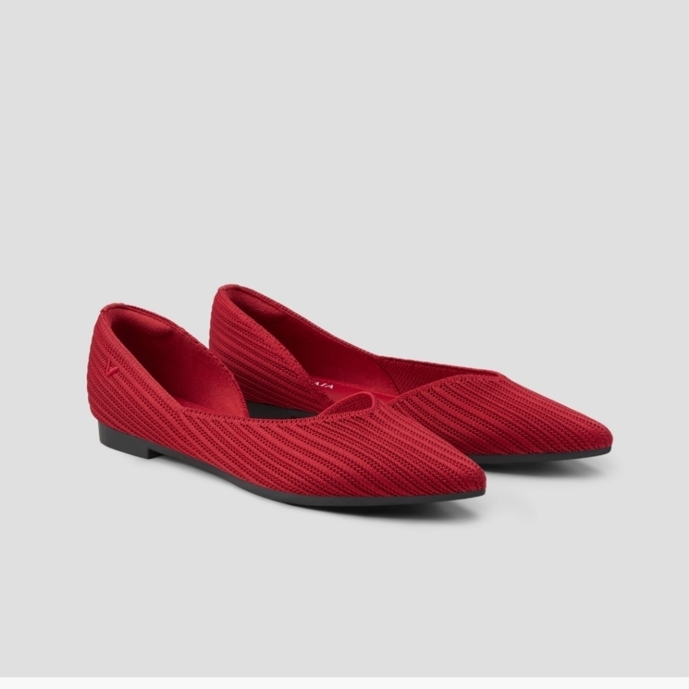 Vivaia Melia Pointed-Toe Striped Bellet Flat In Ruby Size 9.5 NWOT - Picture 6 of 13